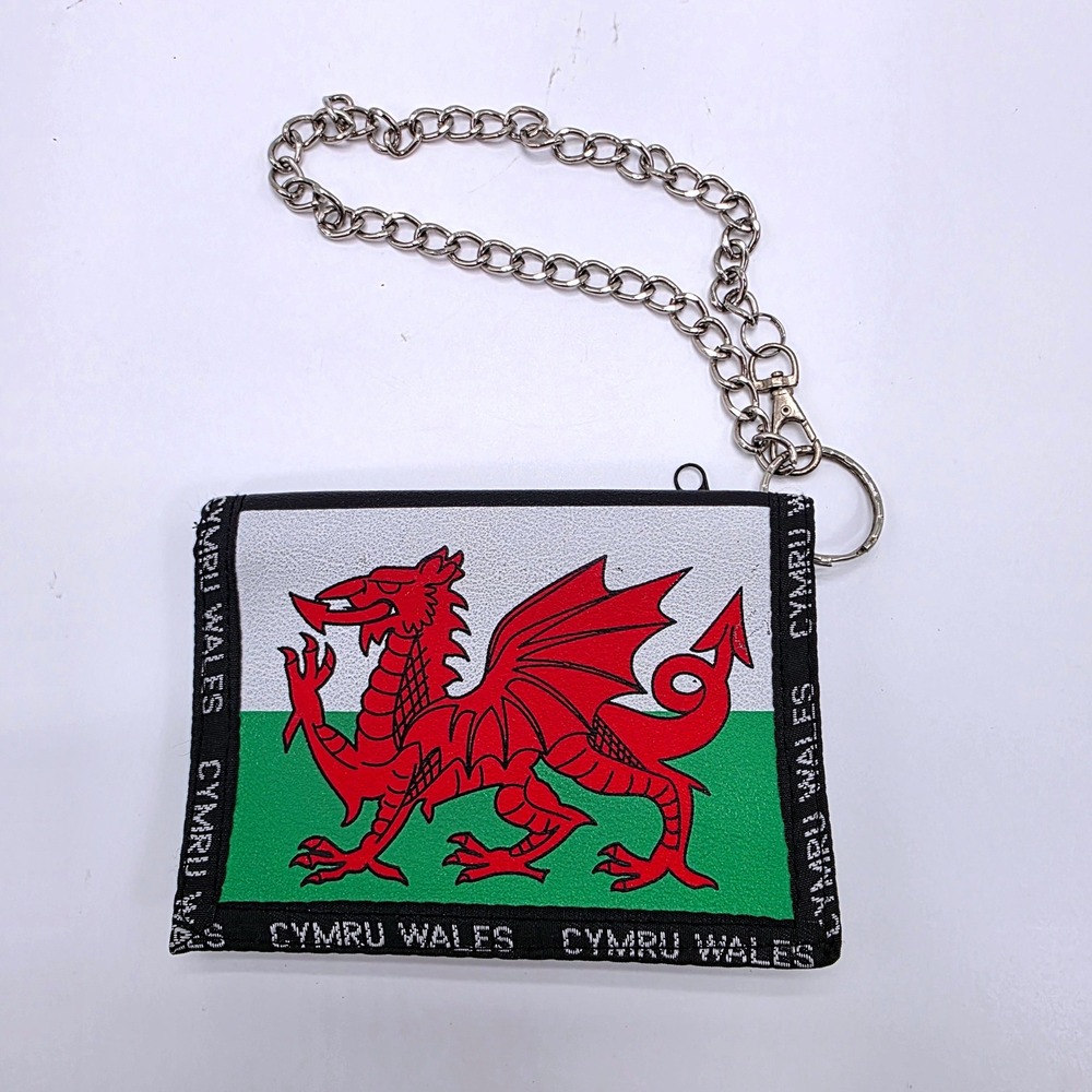 Wales Cymru Red Dragon Flag Trifold Chain Wallet Black Green White Souvenir